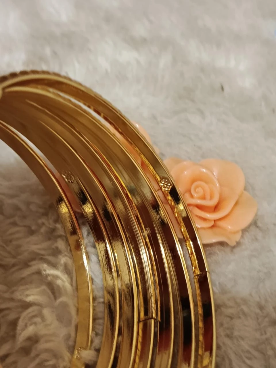 Set of 7 multi-row solid gold plaque bangles with hallmark – photo 4